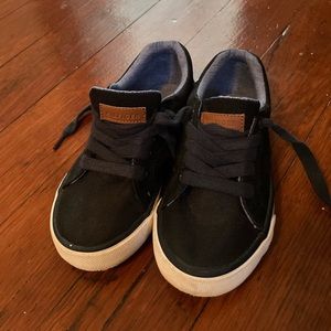 Toddler boy Tommy Hilfiger shoes